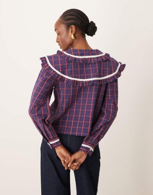 Blusa azul marino a cuadros con solapas escalonadas de Neon Rose, 4 de 4