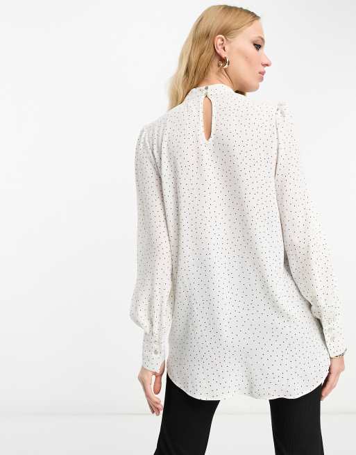 Blusa blanca con abertura y estampado de lunares de River Island, 3 de 4