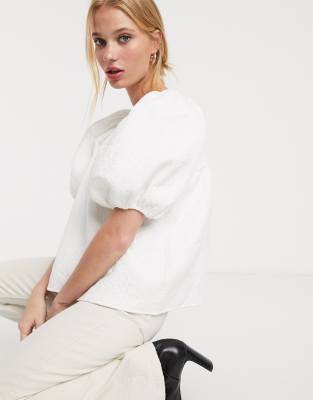 camisa blanca manga abullonada