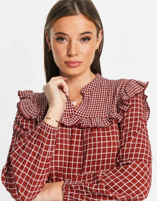 Blusa color óxido a cuadros de corte amplio con volantes de JDY, 4 de 4