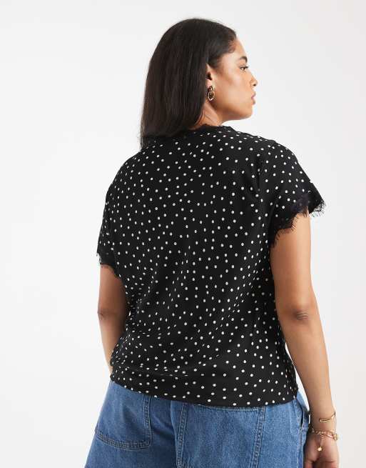 Blusa de tarde negra con estampado de lunares y ribete de encaje de ASOS DESIGN Curve, 4 de 4