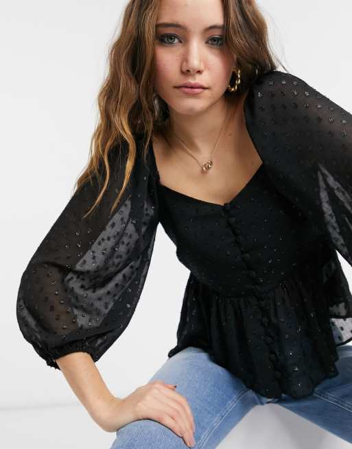 Blusa negra abotonada en la parte delantera en plumeti de New | ASOS