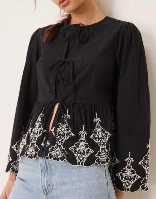 Blusa negra con bordados Aramis de Nobody's Child, 3 de 4
