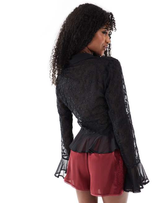 Blusa negra con diseño bordado de chifón de Miss Selfridge, 3 de 4