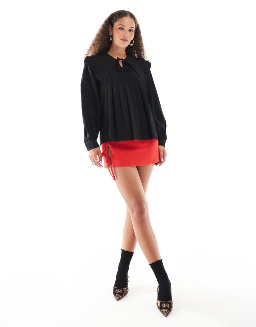 Blusa negra con solapas extragrandes de Urban Revivo, 3 de 4