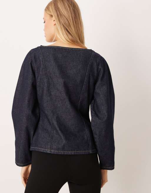 Blusa vaquera azul añil con cuello recto y mangas cocoon de ASOS DESIGN, 4 de 4