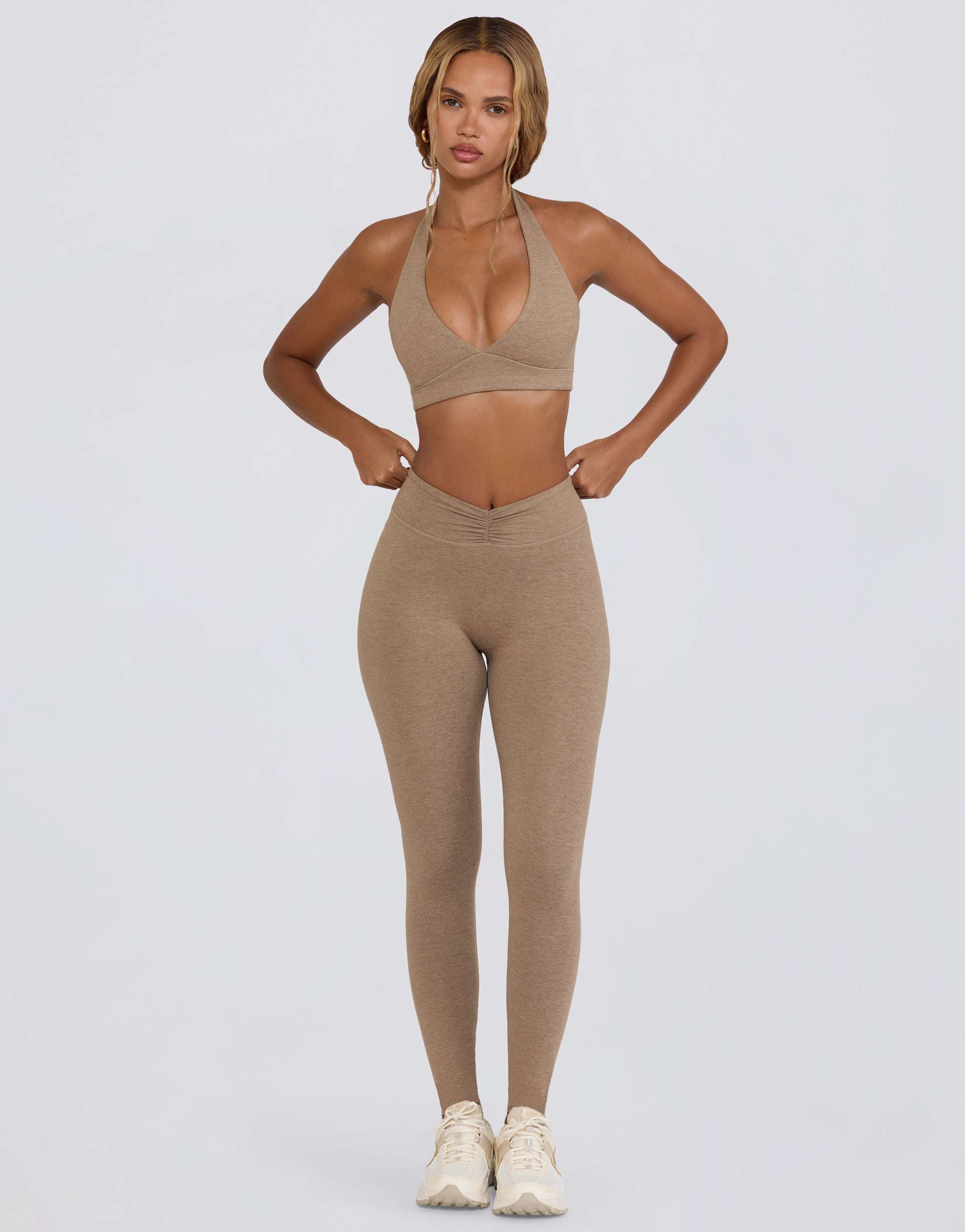 bo + tee ruched mid rise leggings in heathered mocha