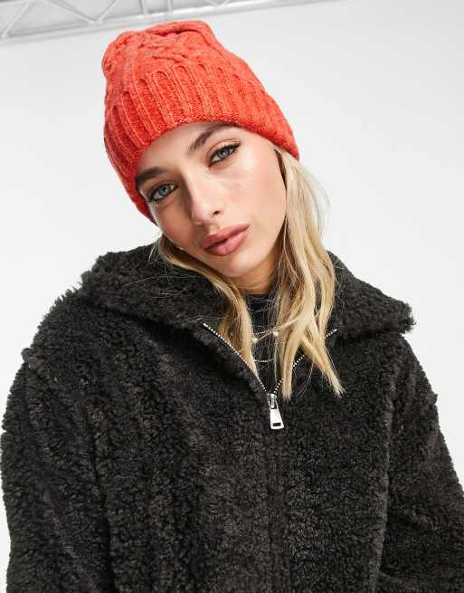 Boardmans - Gebreide beanie met kabels in oranje
