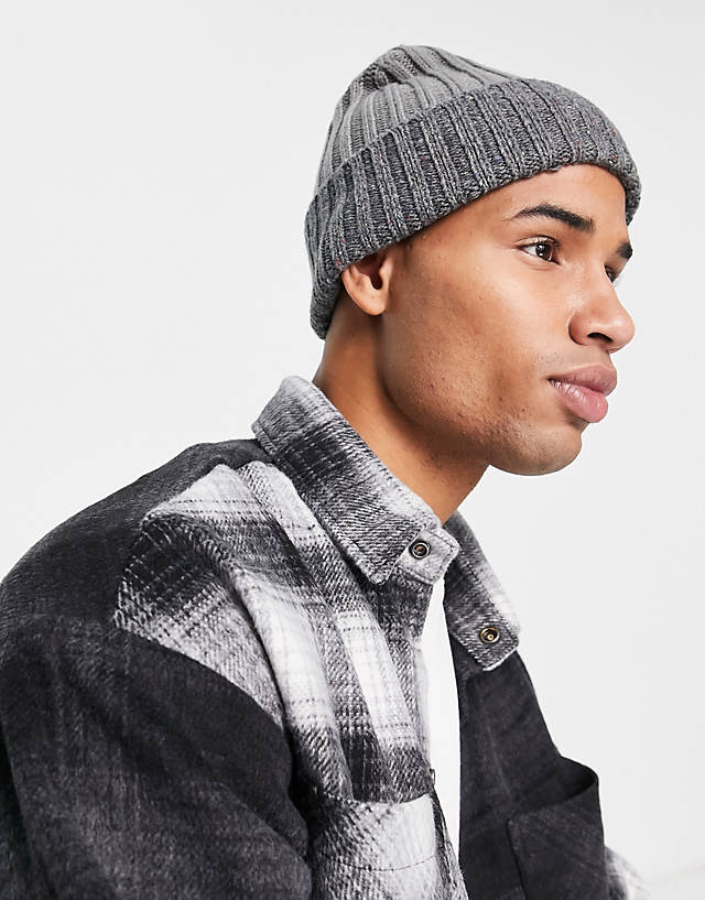 Boardmans - knitted ribbed beanie hat in grey