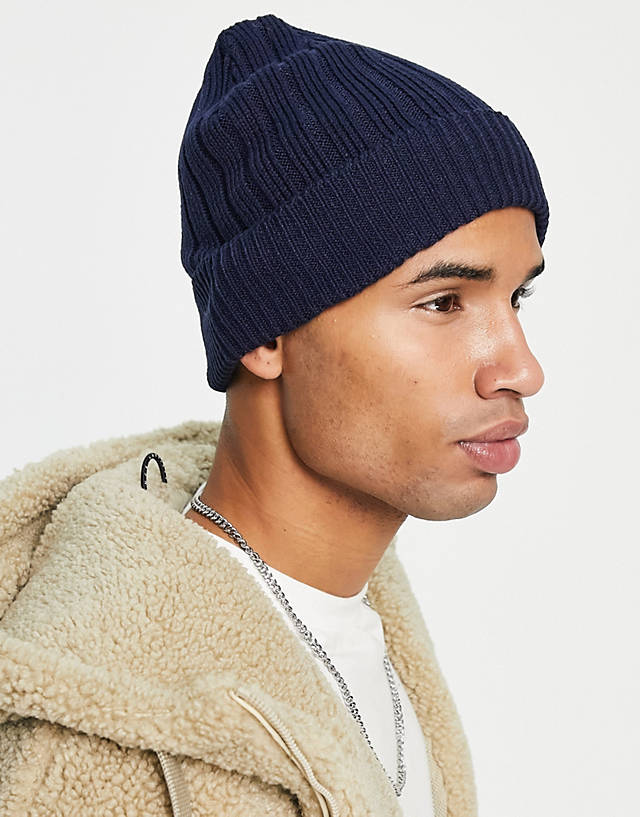 Boardmans - knitted ribbed beanie hat in navy