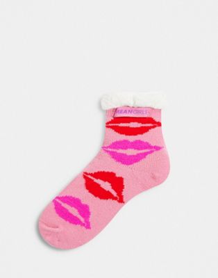 Boardmans Mean Girls kiss slipper socks