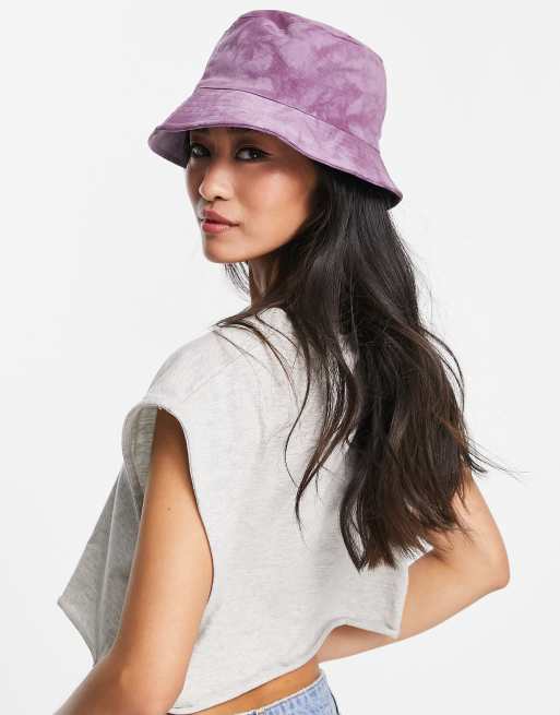 Boardmans plush bucket hat in purple