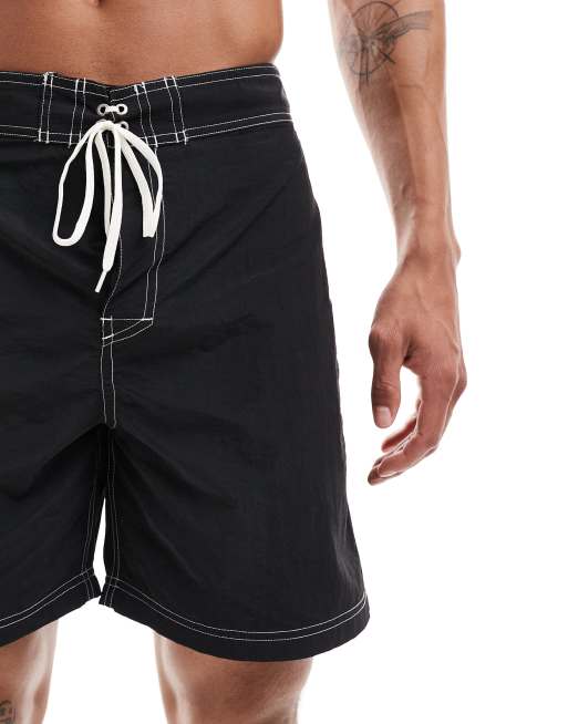 Boardshorts de baño negros con costuras en contraste Ole de Weekday, 3 de 4