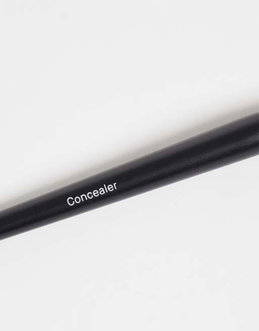 Bobbi Brown Concealer Brush, 3 of 3