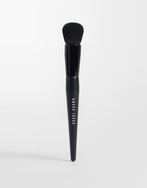 Bobbi Brown pinceau fond de teint couvrance totale - view 1