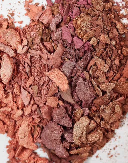 Bobbi Brown - Real Nudes 2.0 - Monochromatisch Gezichtspalet in 'Dark', 3 van 4