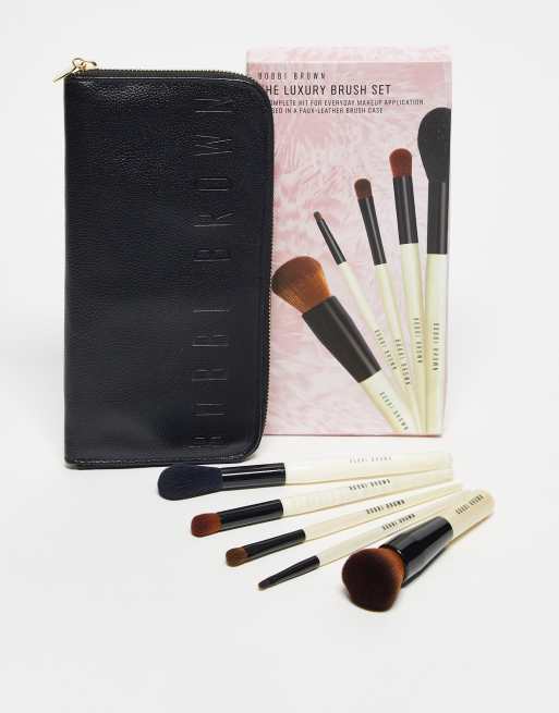 Bobbi Brown – The Luxury Brush Gift Set – Gåvoset med borstar (spara 47%)