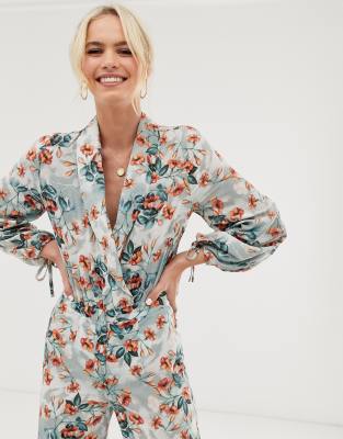 Uniq fabrice одежда. Unique fabric санкт-петербург. Платье в стиле юник фабрик. Yollo одежда. Платье fly.