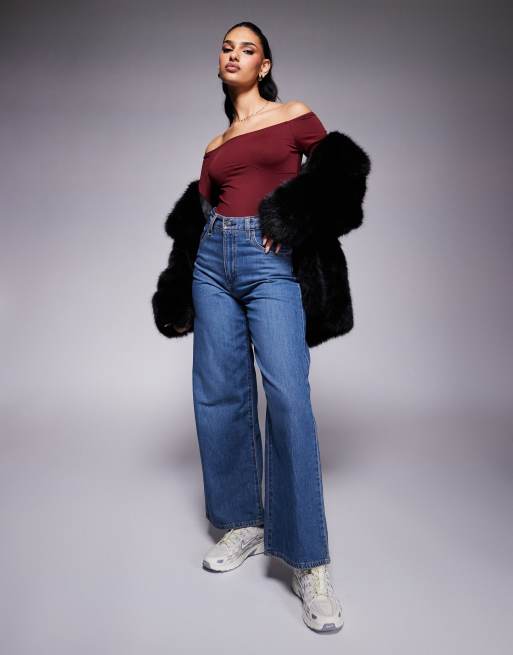 Body burdeos con escote Bardot y detalle bajo el pecho de ASOS DESIGN, 2 de 4