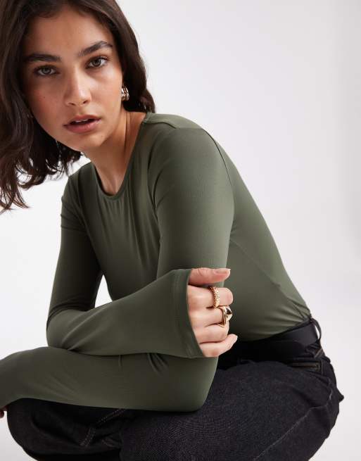 Body caqui ceñido de manga larga de poliamida de ASOS DESIGN, 3 de 4