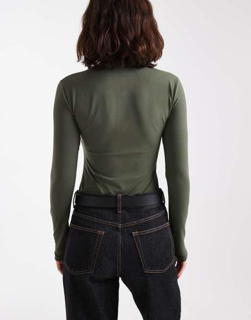 Body caqui ceñido de manga larga de poliamida de ASOS DESIGN, 4 de 4