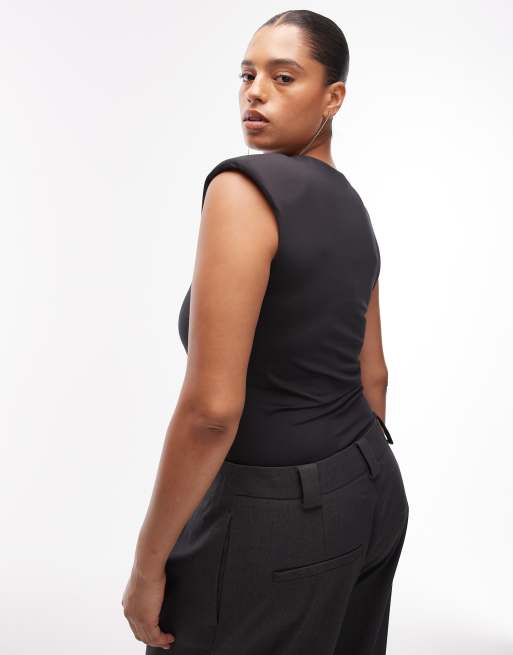 Body negro ceñido sin mangas con hombreras de ASOS DESIGN Curve, 3 de 4