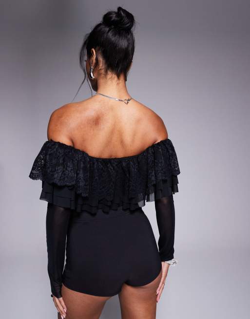 Body negro de manga larga con escote Bardot y volantes Saylor de AFRM, 4 de 4