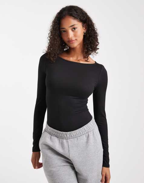 Body negro moldeador con cuello barco de Miss Selfridge - view 1