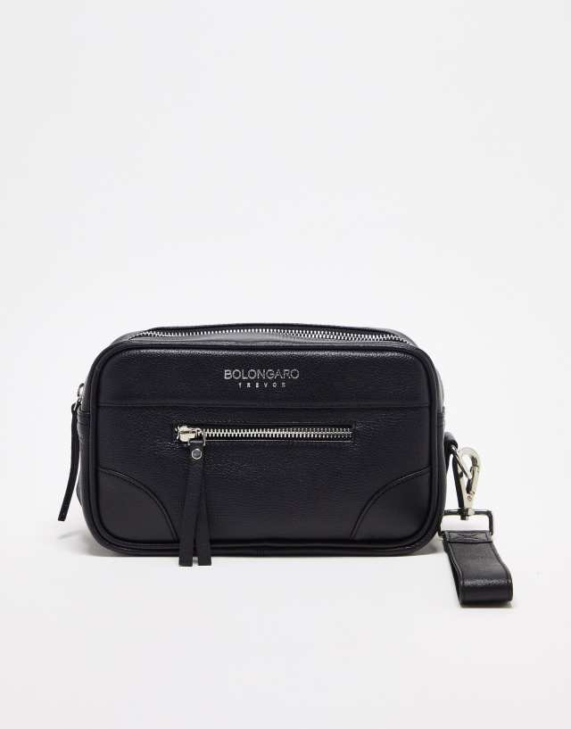 Bolongaro Trevor leather washbag with front zip detail in black