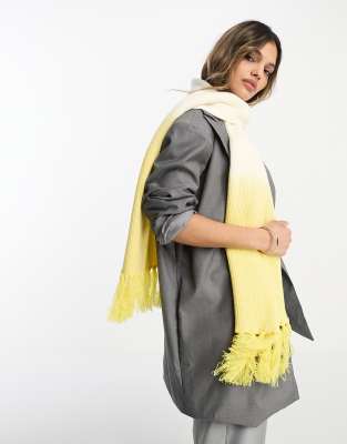 Bolongaro Trevor knitted gloves, beanie and scarf co-ord in yellow