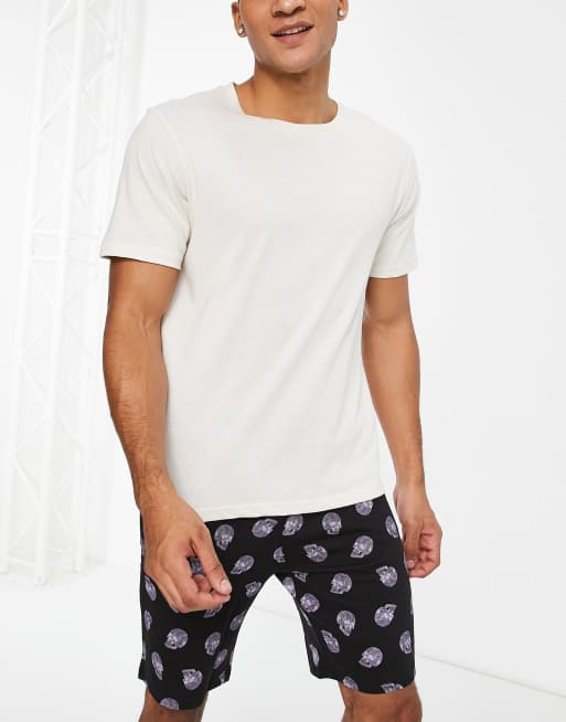 Bolongaro Trevor – Pyjama aus Shorts und T-Shirt mit Totenkopf-Detail 