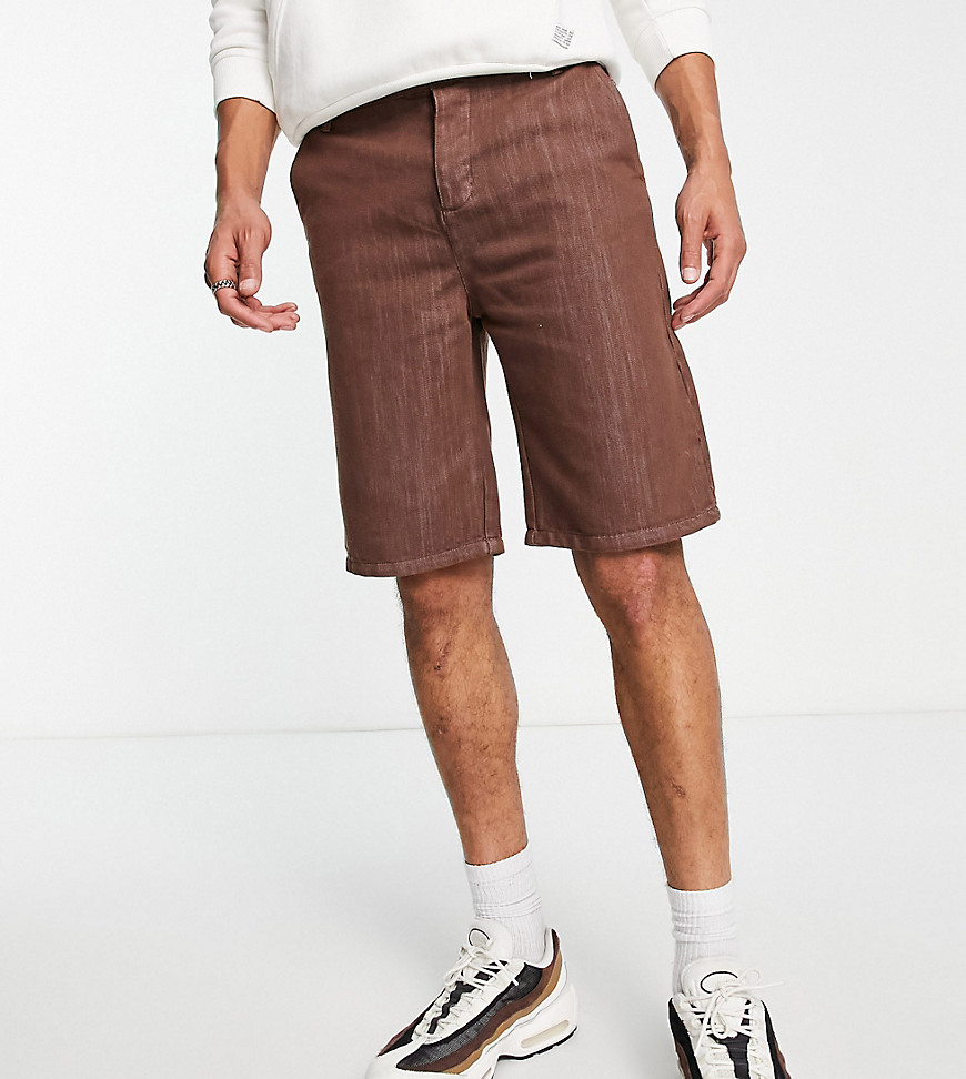 Tall Bermuda shorts in brown