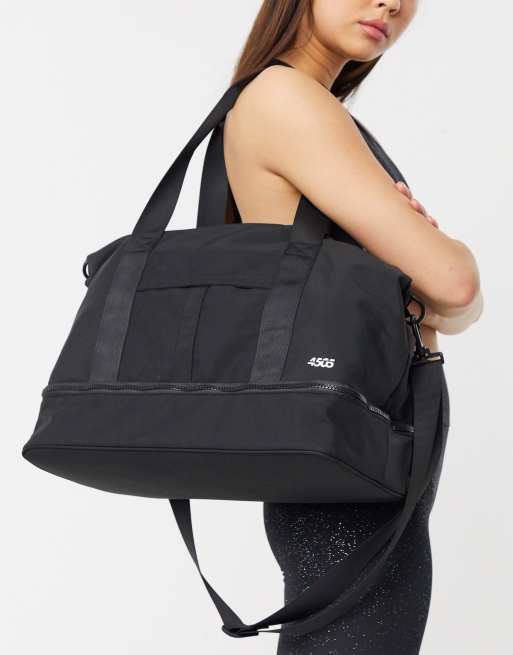 Bolsa de deporte con compartimento para zapatillas de ASOS 4505