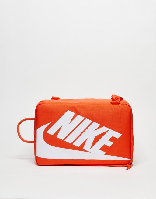 Bolsa naranja y blanca para zapatos de Nike