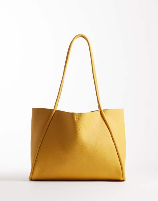 Bolso amarillo mostaza con asa tipo cuerda de PASQ
