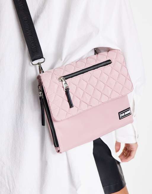 Bolso bandolera color rubor Jodie con solapa acolchada de Steve Madden