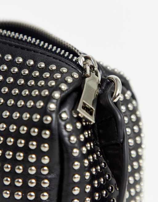 Bolso best sale tachuelas negro