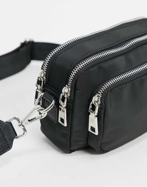 Bolso bandolera de negro Mango |