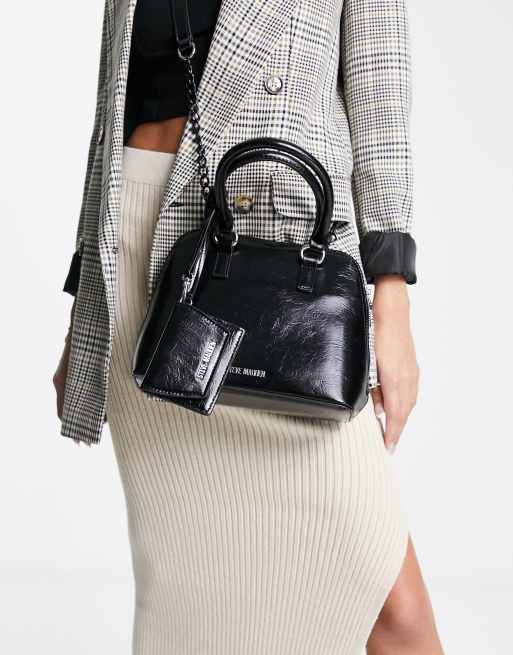 Bolso bandolera negro con asa en la parte superior de Steve Madden, 4 de 4