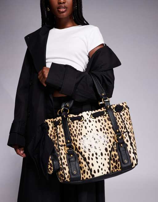 Bolso beis estilo años 2000 con estampado de guepardo de Juicy Couture, 3 de 4