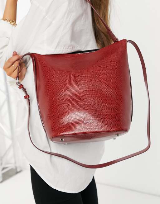 Bolso bombonera color ahumado efecto lagarto Hudson de Reiss, 3 de 4