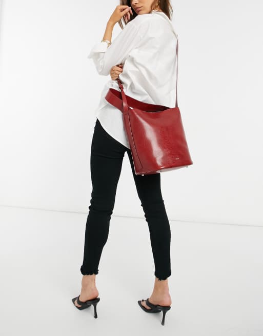 Bolso bombonera color ahumado efecto lagarto Hudson de Reiss, 4 de 4