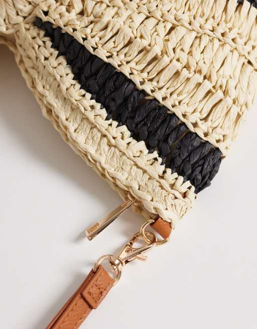 Bolso clutch a rayas blancas y negras con diseño de conchas de croché de South Beach, 3 de 4