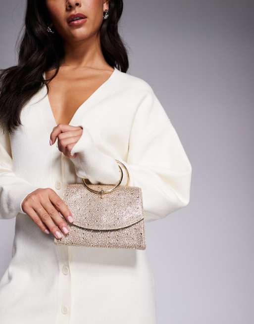 Bolso clutch dorado con adornos y anilla de New Look, 4 de 4