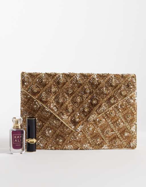 Bolso clutch dorado estilo sobre con diseño adornado de True Decadence, 2 de 4