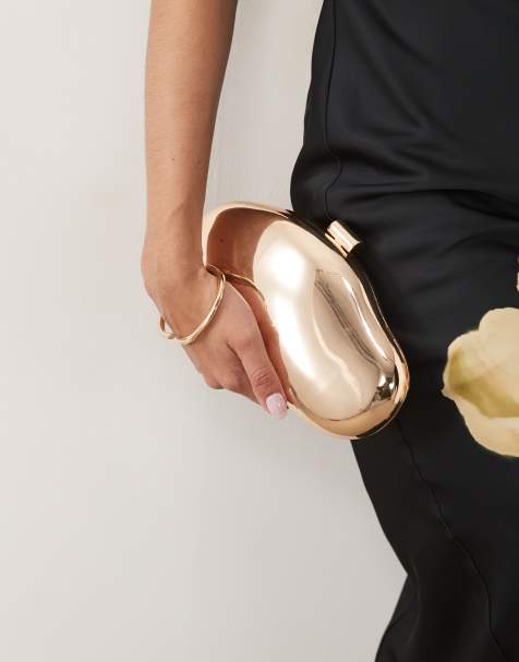 Bolso clutch dorado metalizado rígido con correa bandolera extraíble de True Decadence - view 1