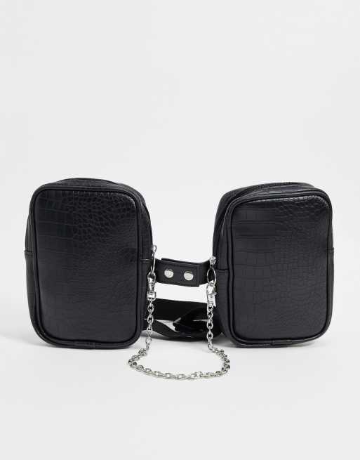 Bolso con arnés para el pecho de cuero negro efecto cocodrilo en relieve y detalle de cadena de ASOS DESIGN