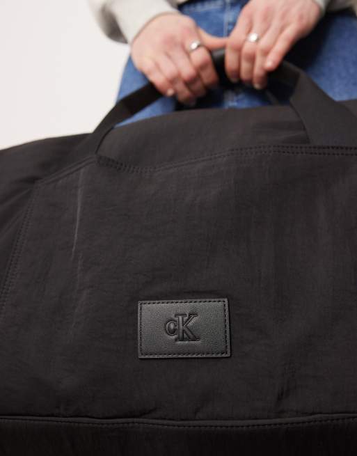 Bolso de fin de semana grande negro de nailon de Calvin Klein Jeans, 4 de 4