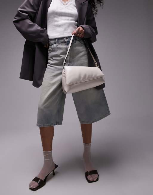 Bolso de hombro blanco hueso asimétrico abullonado Spencer de Topshop, 2 de 4
