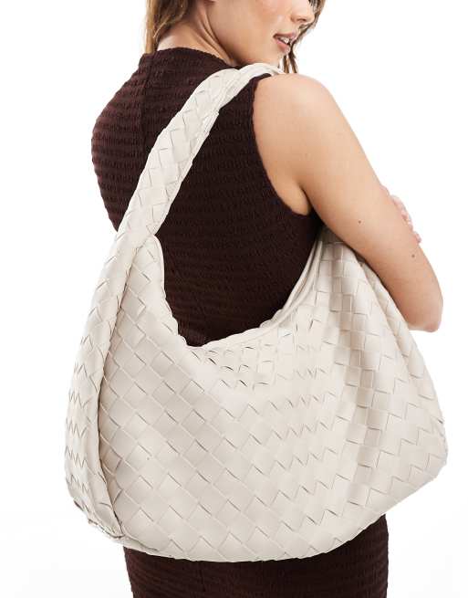 Bolso de hombro blanco hueso extragrande con diseño entretejido de Glamorous 